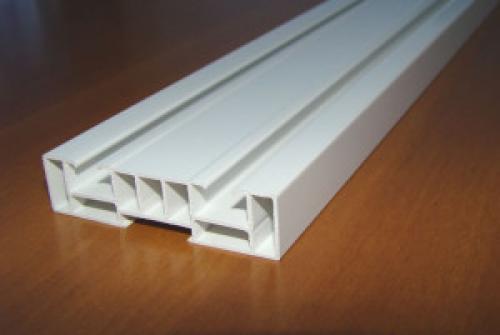 Как установить потолочный карниз трехрядный. Шинный карниз: разновидности и особенности установки