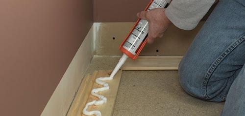 Чем приклеить пластиковые напольные плинтуса. Подготовка к работе 09 Чем приклеить пластиковые напольные плинтуса. Подготовка к работе 09