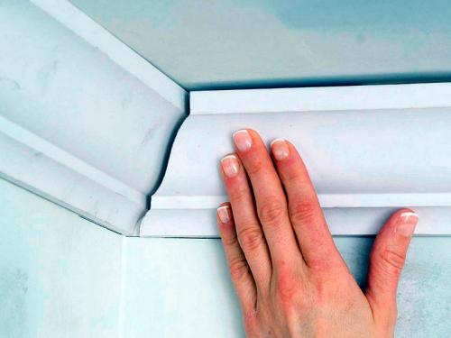 Как сделать угол на широком потолочном плинтусе. Как правильно вырезать и состыковать плинтус в углах