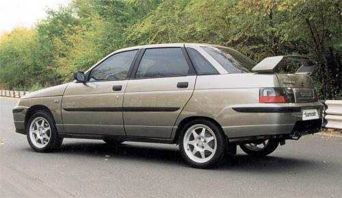 Как сделать молдинг на авто своими руками. Что такое молдинги дверей?