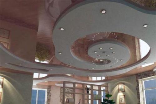 Плинтус для карниза. Преимущества плинтусов из полиуретана