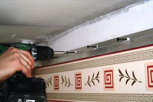 Крепление багета натяжного потолка. Приобретаем необходимый крепеж