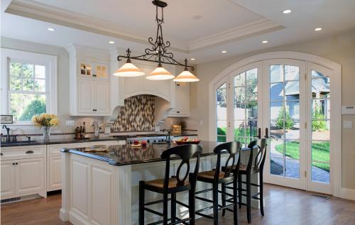 Расстояние между молдингами на стене. Классификация молдингов для современного интерьера