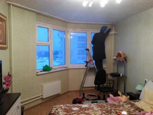 Какими саморезами крепить потолочный карниз. Установка карниза – разметка и установка гибкого, струнного изделия и крепежных элементов на потолок