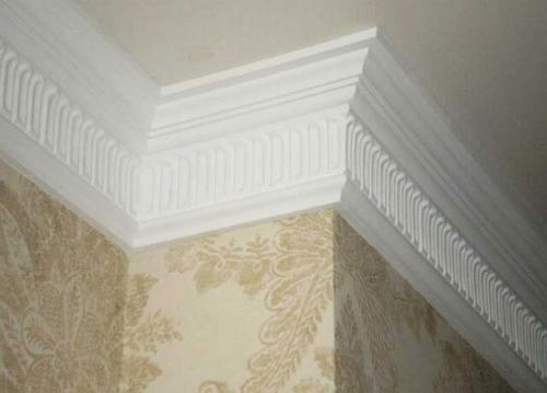 Потолочный плинтус с подсветкой. Что представляют собой плинтусы 03