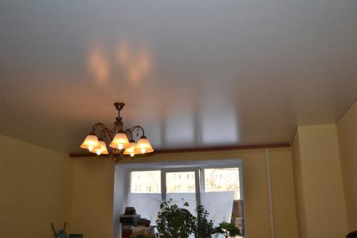 Как выбрать дешевый, но качественный натяжной потолок. Какой натяжной потолок выбрать по фактуре 02 Как выбрать дешевый, но качественный натяжной потолок. Какой натяжной потолок выбрать по фактуре 02