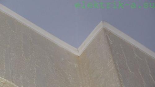 Освещение для натяжного потолка. Натяжные потолки и освещение: особенности монтажа светильников и подсветки