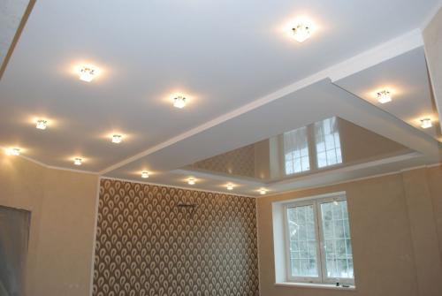 Натяжной или подвесной потолок. Различия между навесным и натяжным потолком