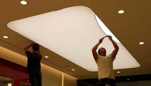 Как убрать складки на натяжном потолке. От каких ошибок монтажа появляются складки на натяжном потолке