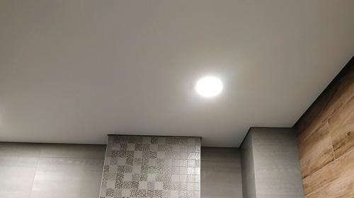 Теневой профиль для натяжных потолков. Сколько в среднем стоит теневой натяжной потолок