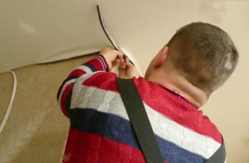 Ремонт натяжных потолков. В каких случаях необходим ремонт?