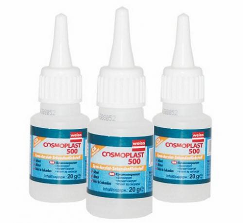 Ремонт натяжного потолка при проколе и порезе. Чем заклеить натяжной потолок в случае пореза или прокола? 05