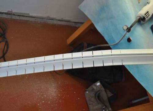 Как соединить два натяжных потолка между собой. Способы 07