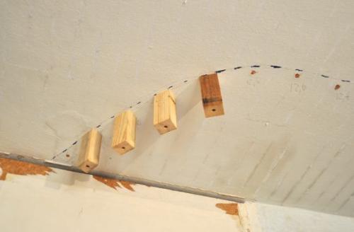 Как соединить два натяжных потолка между собой. Способы 03