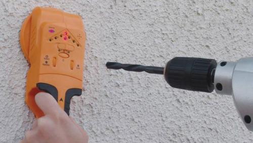 Как не попасть в проводку при сверлении. Стены