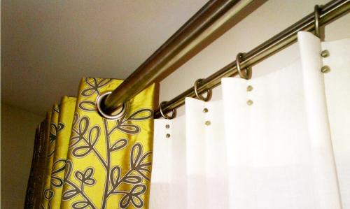 Шторы в зал на потолочный карниз. Выбор потолочного карниза 30 Шторы в зал на потолочный карниз. Выбор потолочного карниза 30