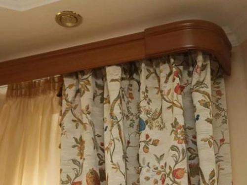 Шторы в зал на потолочный карниз. Выбор потолочного карниза 05 Шторы в зал на потолочный карниз. Выбор потолочного карниза 05