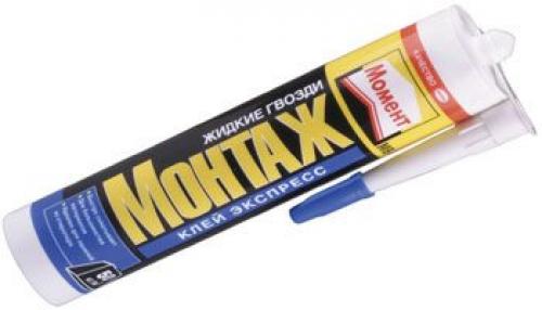 Как поклеить багет на обои. Оформление потолочного стыка