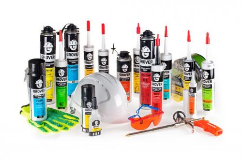 Чем клеить багеты из пенопласта. Как выбрать клей для потолочного плинтуса из пенопласта