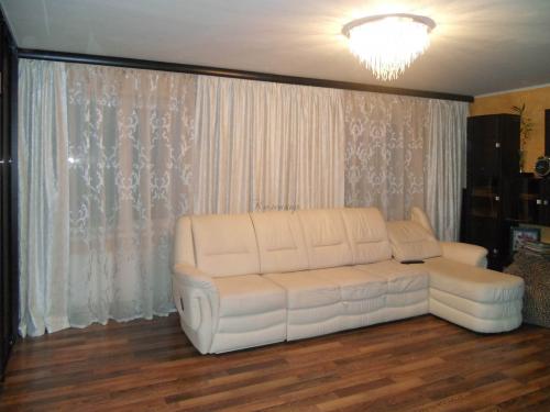 Самый удобный карниз для штор. Какой карниз для штор лучше выбрать: виды карнизов, советы по подбору