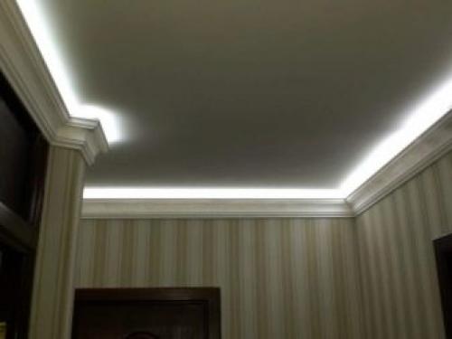 Монтаж плинтуса к натяжному потолку своими руками. Рекомендации по креплению 06 Монтаж плинтуса к натяжному потолку своими руками. Рекомендации по креплению 06