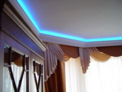 Монтаж плинтуса к натяжному потолку своими руками. Рекомендации по креплению 05 Монтаж плинтуса к натяжному потолку своими руками. Рекомендации по креплению 05