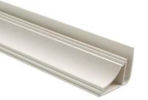 Как клеить плинтуса к натяжному потолку. Потолочный плинтус 04