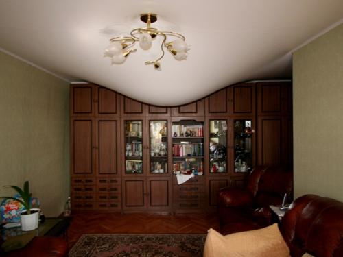 Можно ли проткнуть натяжной потолок. Затопили натяжной потолок