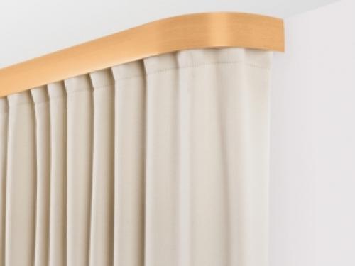 Как правильно вешать карнизы для штор относительно окна. На какой высоте от потолка правильно вешать карниз для штор 12