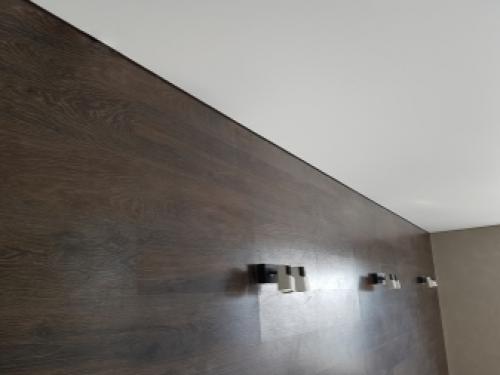 Алюминиевый или пластиковый профиль для натяжного потолка. Материал изготовления профиля для натяжного потолка 05 Алюминиевый или пластиковый профиль для натяжного потолка. Материал изготовления профиля для натяжного потолка 05