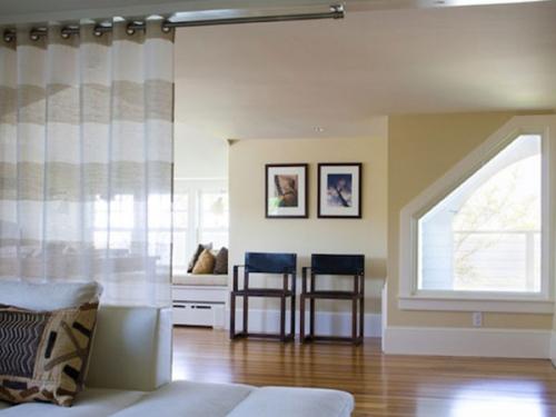 Как крепить потолочный карниз к стене. О выборе потолочных карнизов