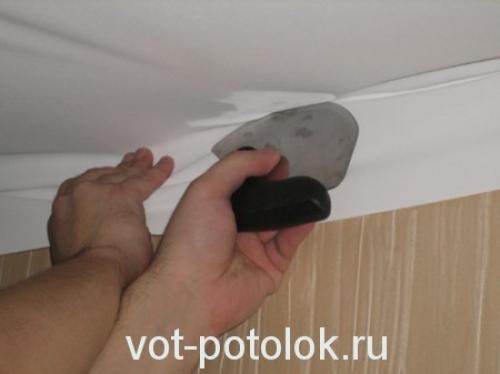 Как прикрепить багет натяжного потолка к гипсокартону. Установка гипсокартонного короба на существующий потолок