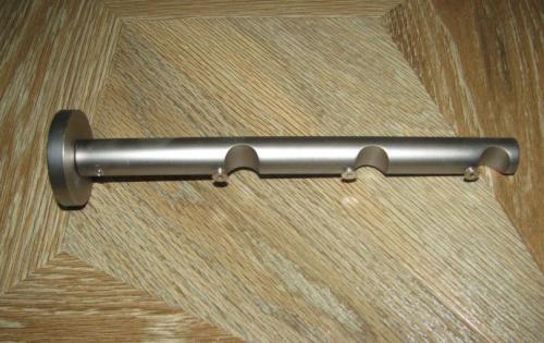 Кронштейн для карниза: виды, комплектующие, методы крепления и советы по выбору дизайна (85 фото)