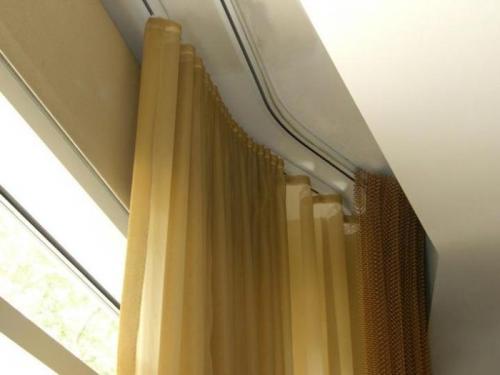 Все о потолочных карнизах под натяжной потолок. Какой карниз лучше потолочный или настенный при натяжном потолке 02 Все о потолочных карнизах под натяжной потолок. Какой карниз лучше потолочный или настенный при натяжном потолке 02