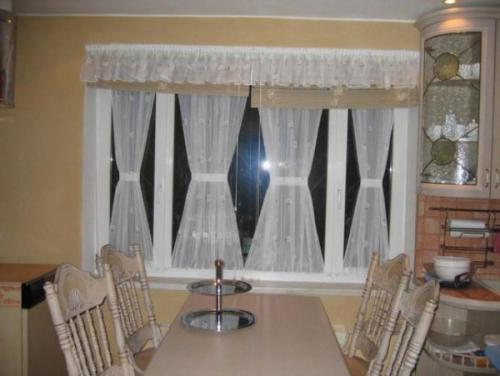 Мини карнизы своими руками. Мини-карниз: особенности конструкции, функционала и монтажа