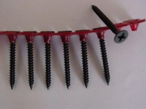 Как вкрутить саморез в гипсокартон для фиксации. Чем крепить? 02 Как вкрутить саморез в гипсокартон для фиксации. Чем крепить? 02