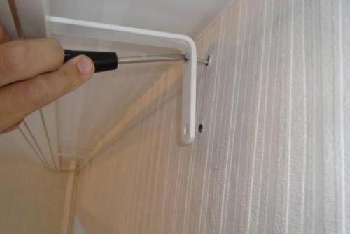 Что делать если отверстие больше дюбеля. 5 способов крепко закрепить дюбель в разбитом отверстии