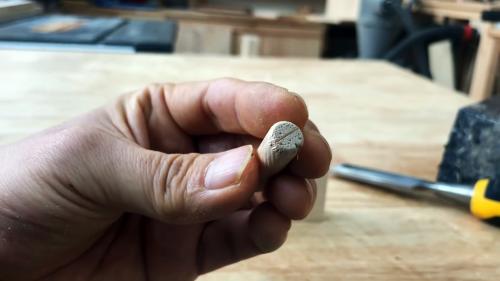 Как вкрутить саморез в металл или дерево. Как вкрутить саморез в металл. 06