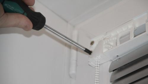 Как вкрутить саморез в дсп. Как вкручивать саморезы в разные материалы?