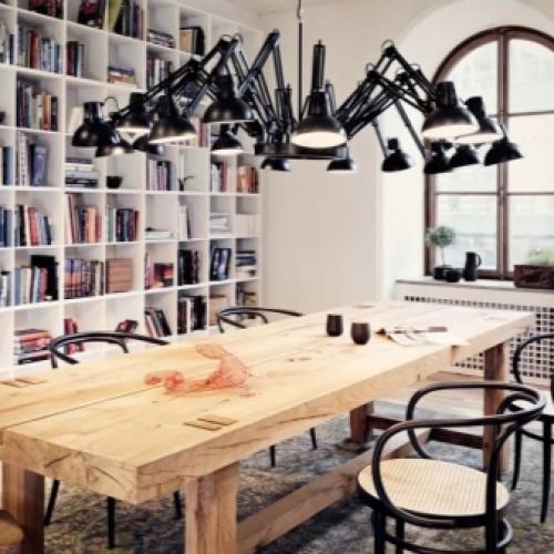 Можно ли проткнуть натяжной потолок саморезом. Можно ли сделать отверстие в натяжном потолке после установки 17 Можно ли проткнуть натяжной потолок саморезом. Можно ли сделать отверстие в натяжном потолке после установки 17