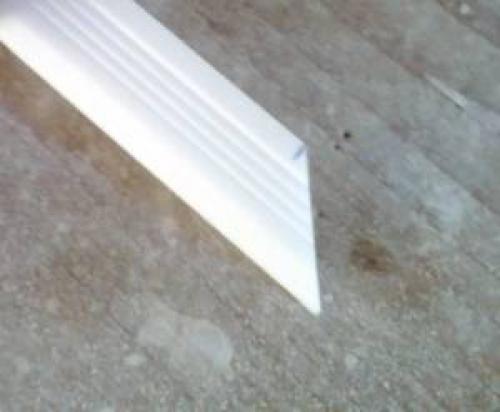 Какой стороной правильно крепить багет для натяжного потолка. Как крепить багет для натяжных потолков 01 Какой стороной правильно крепить багет для натяжного потолка. Как крепить багет для натяжных потолков 01