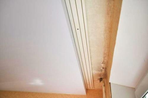 Натяжной потолок с нишей для штор. Конструкционные особенности ниши в натяжном потолке
