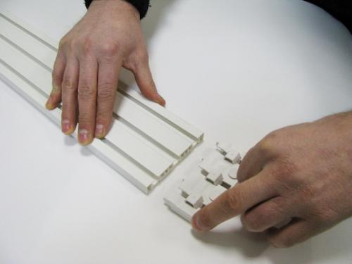 Как прикрепить потолочный карниз к потолку армстронг. Как прикрепить потолочный карниз к потолку