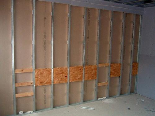 Правила создания каркаса для перегородок и потолков. Перегородка из гипсокартона своими руками за 12 шагов 03 Правила создания каркаса для перегородок и потолков. Перегородка из гипсокартона своими руками за 12 шагов 03