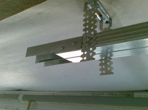 Как крутить саморезы в гипсокартон правильно. Дюбель-гвозди 18