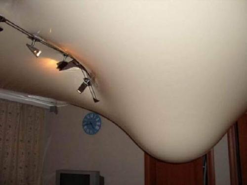 Ремонт натяжных потолков после затопления. Первые действия при затоплении соседями натяжного потолка