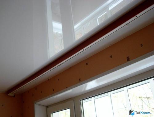 Фиксатор для потолочной шины, как крепить. Как крепить шинный карниз к потолку: мини-инструкция 08