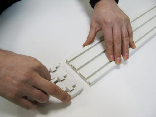 Как установить потолочный карниз трехрядный. Шинный карниз: разновидности и особенности установки